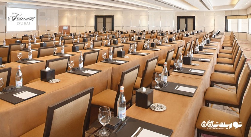 سالن برگزاری همایش و جلسات